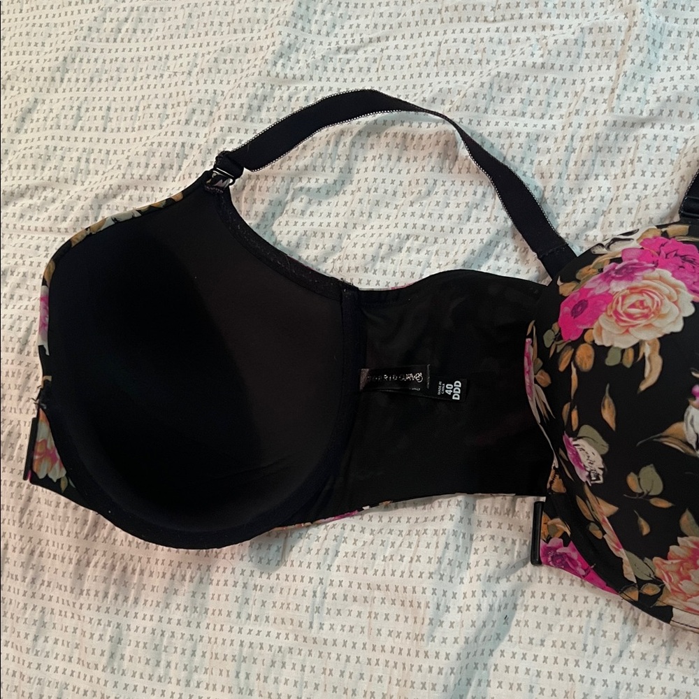 🍋Torrid Lightly Lined Front Close Bra🍋 - Picture 6 of 7